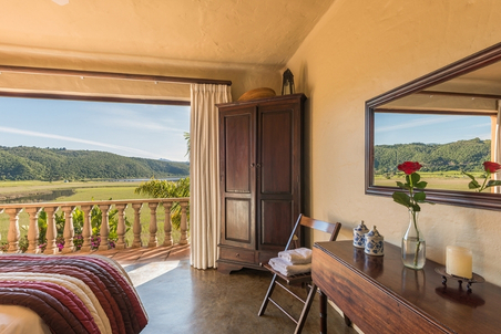 Tequila Moon offers accommodation with free WiFi