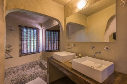 Tequila Moon acommodation - King Suite Photo Gallery